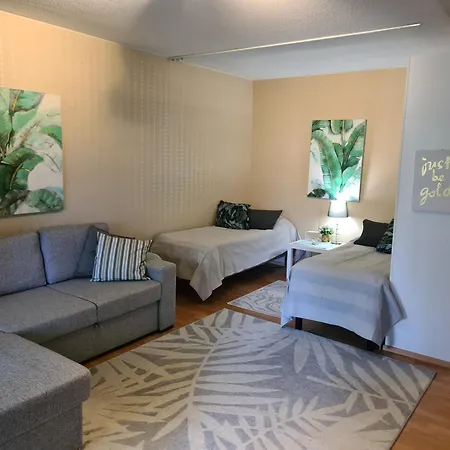 Rauhallinen Huippusijainnilla 公寓 *